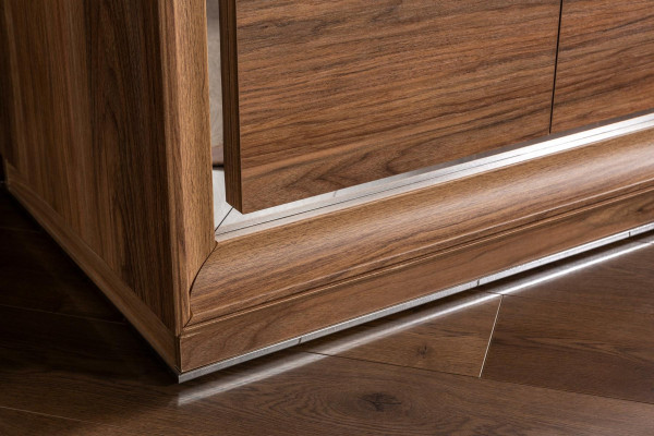 6 ajtós szekrény hálószobához