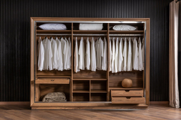 6 ajtós szekrény hálószobához