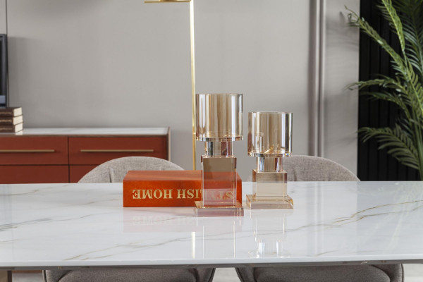 Modern, luxus és kényelmes fehér étkezőasztal