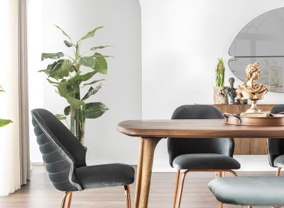 10 darabos asztal összeállítás székekkel és barna fa büfével