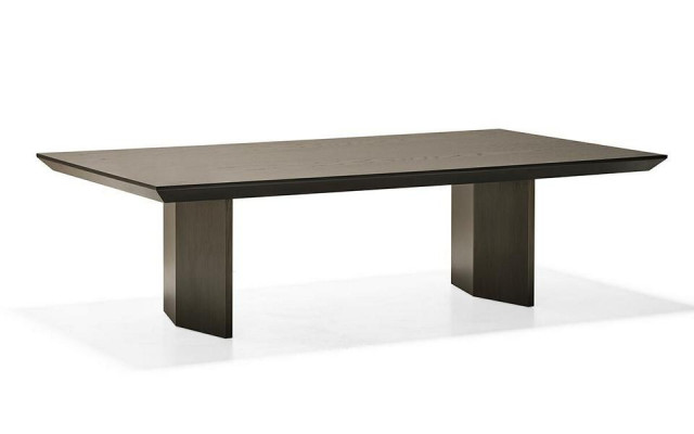 Klasszikus fa kávézóasztal barna színben