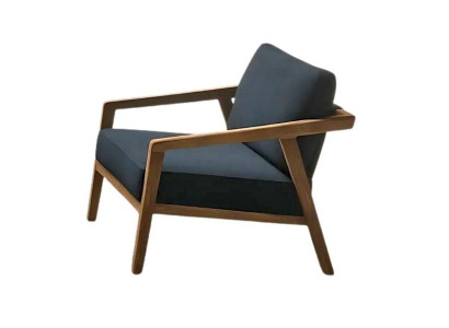 Elegáns és minimalista fotel. Kényelmes. Modern.