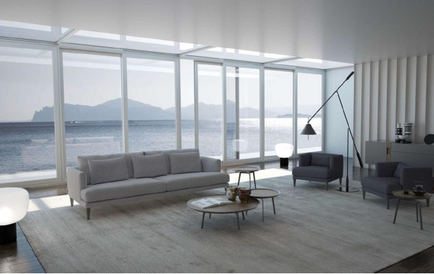 Moderner Grauer Sofa Dreisitzer Sitzmöbel Designer Luxus Couchen Wohnmöbel