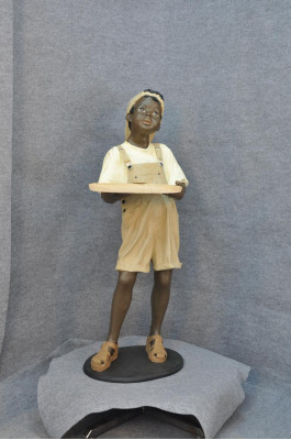 Ständer Ablage Karten Getränke Figur Figuren Statue Junge Gastronomie Skulptur