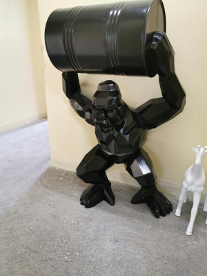 Designer Figur Statue Moderne Figuren Statuen Dekoration Deko Gorilla Garten Neu