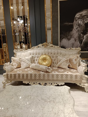 Elegantes Sofa 3 Sitzer Edlem Stilvolle Mobel Wohnzimmer Beige Sofa Neu