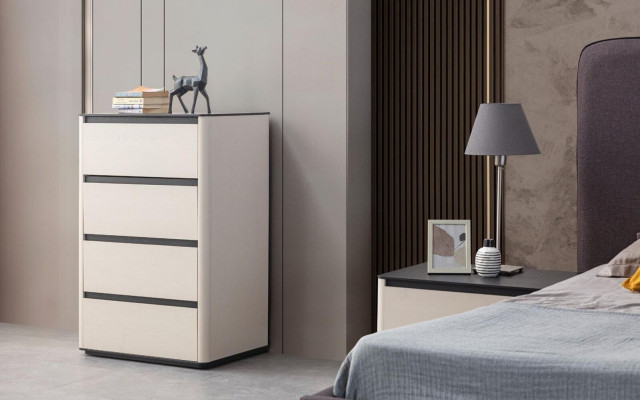 Beige Holz Kommode 4-türiger Holzschrank Schlafzimmer Edler Anbauschrank