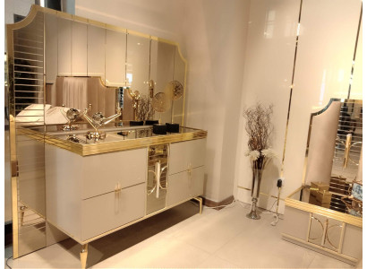 Luxus Sideboard Hochglanz Goldene Möbel Kommode Holz Kommoden Spiegel