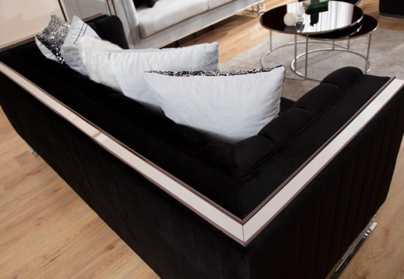 Schwarzer Designer Dreisitzer Wohnzimmer 3-Sitzer Metallrahmen Couch 