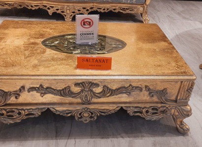 Barock Couchtisch Goldfarben Geschnitzte Beine Tisch Holz Wohnzimmer