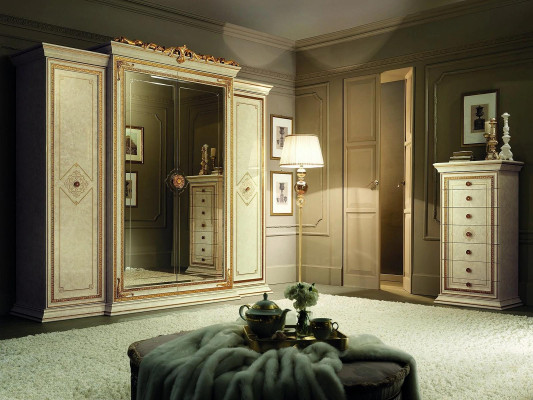 Schlafzimmer Kleiderschrank 4 türiger Wandschrank Holz Schrank Kleiderschränke