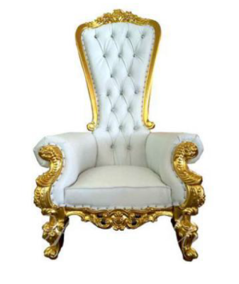 Ein wunderschöner weißer, verschnörkelter Sessel im Barock- und Chesterfield-Stil mit Elementen des Chesterfield-Stils 