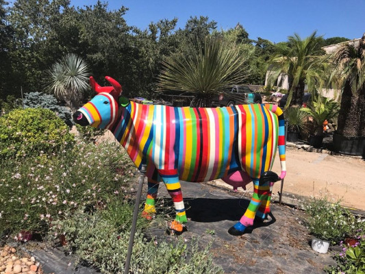 Designer Abstrakte Moderne Figur Rind Luxus Kunststoff Deko Garten Skulpturen