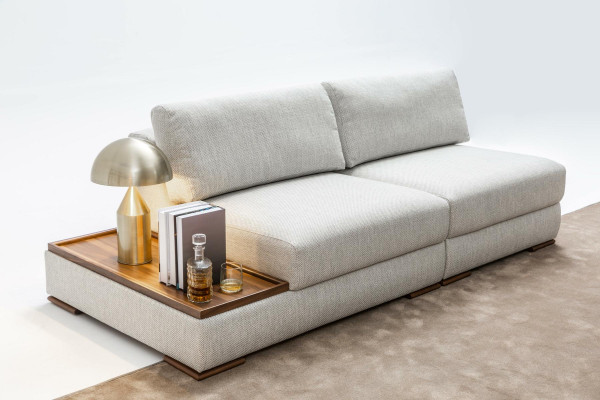 Schlankes, modernes 2-Sitzer weiches Sofa mit integriertem Holztisch und breitem Sitz
