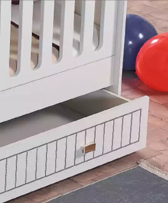 Kinderzimmer Jugendzimmer weiß Bett Kommode Kleiderschrank 3-teilige