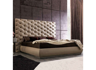Beiges Wandpaneel Chesterfield Luxus Bett Designer Doppelbetten