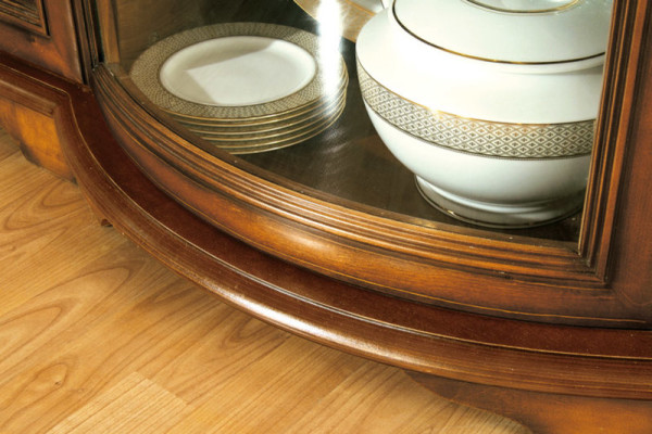 Klassische Vitrine Kommode Kommoden Kommodenschrank Schrank Vitrinen Model Z-KS1