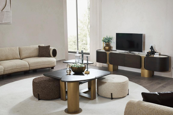 Weiße Wohnzimmer Sofagarnitur 2x Beistelltische 2x Hocker Luxus Couchen