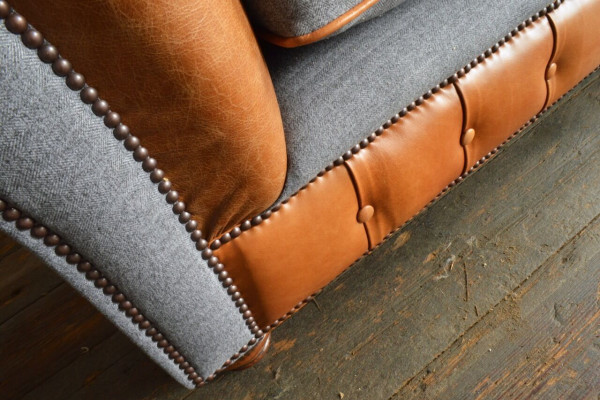 Sessel Polster Möbel Chesterfield Couch Textil Leder Stoff Sofa Einsitzer Braun