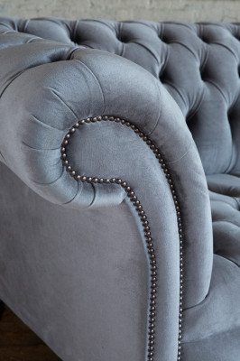 Klassische Chesterfield Zweisitzer Sofa Sofas Couch Ledersofa Couchen Stoff Neu