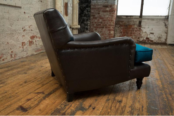 Chesterfield Ledersofa Couch Polster designer 2 Sitzer Textil Sofas Couchen Neu