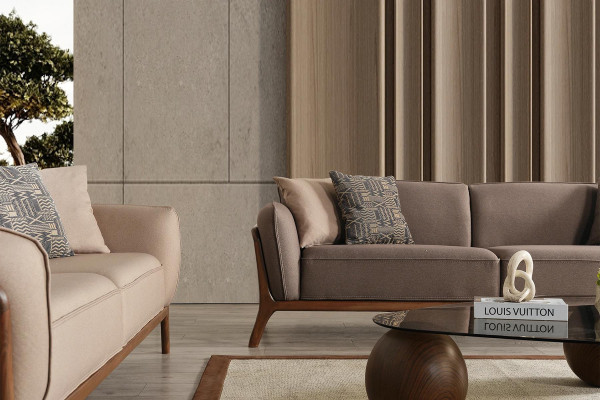 Stilvolle Beige Dreisitzer Garnitur Wohnzimmer Polstercouchen Sitzmöbel