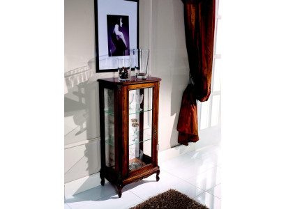 Design Möbel Italienische Braun Vitrine Holz Luxus Schränke Klassische Anrichte