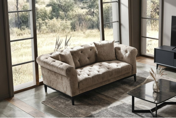 Gemütlicher Beiger Chesterfield Dreisitzer Wohnzimmer Couch