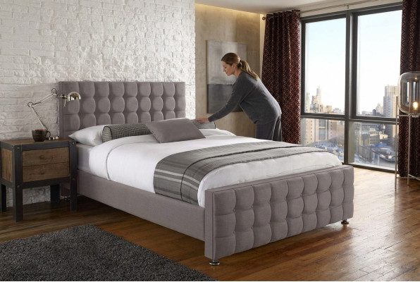 Englisches Graues Chesterfield Doppelbett Designer Schlafzimmer Betten