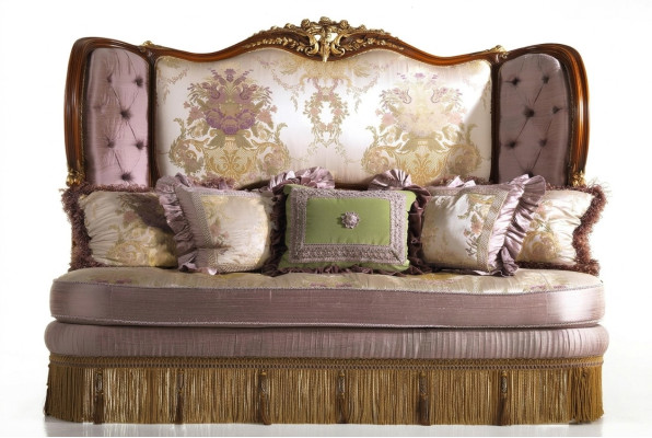 Zeitlose Eleganz Stilvolles Lila Chesterfield Dreisitzer-Sofa für Ihr Zuhause